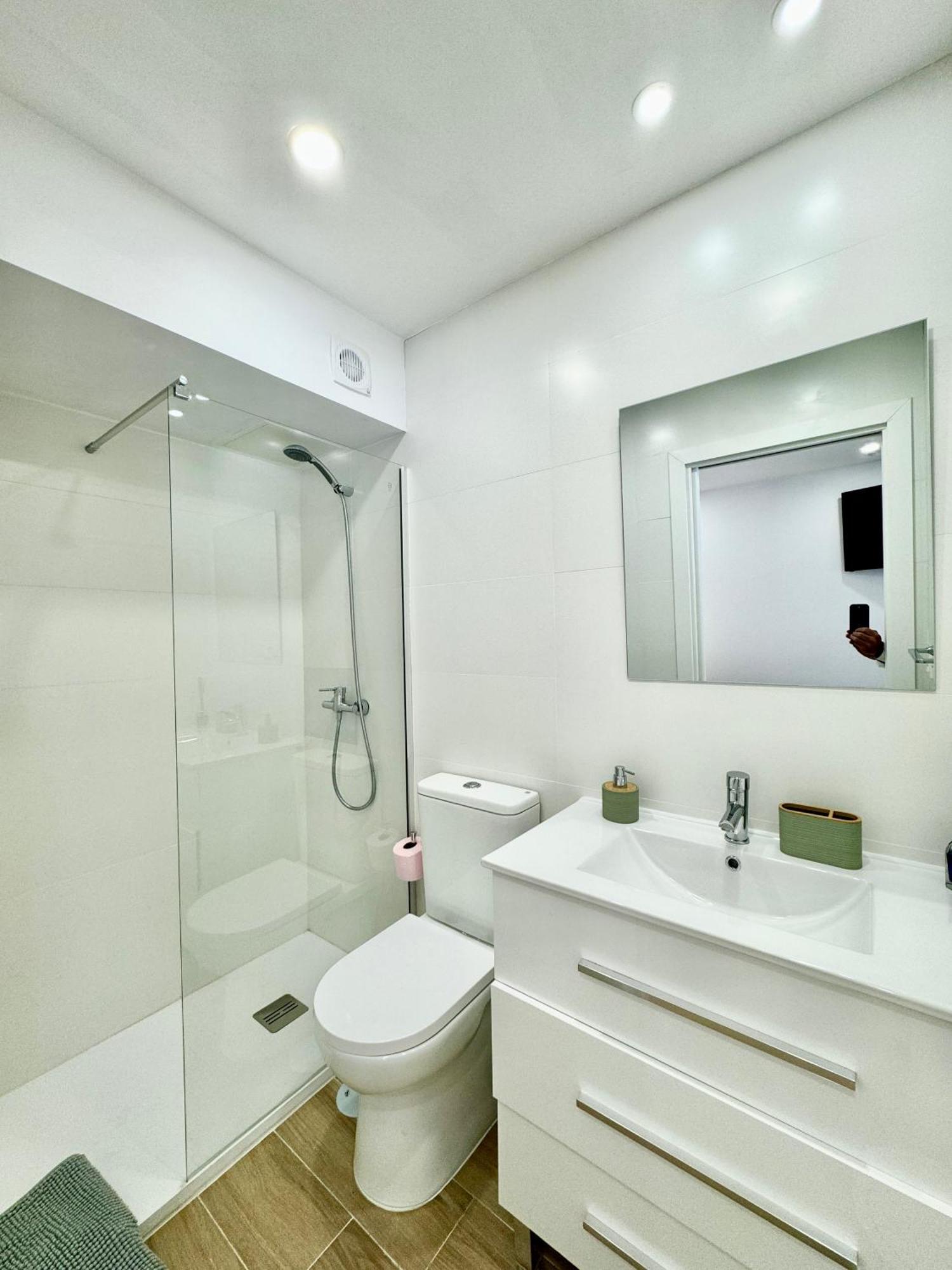 Amazing Seaside Studio By Eaw Homes Marbella Bagian luar foto