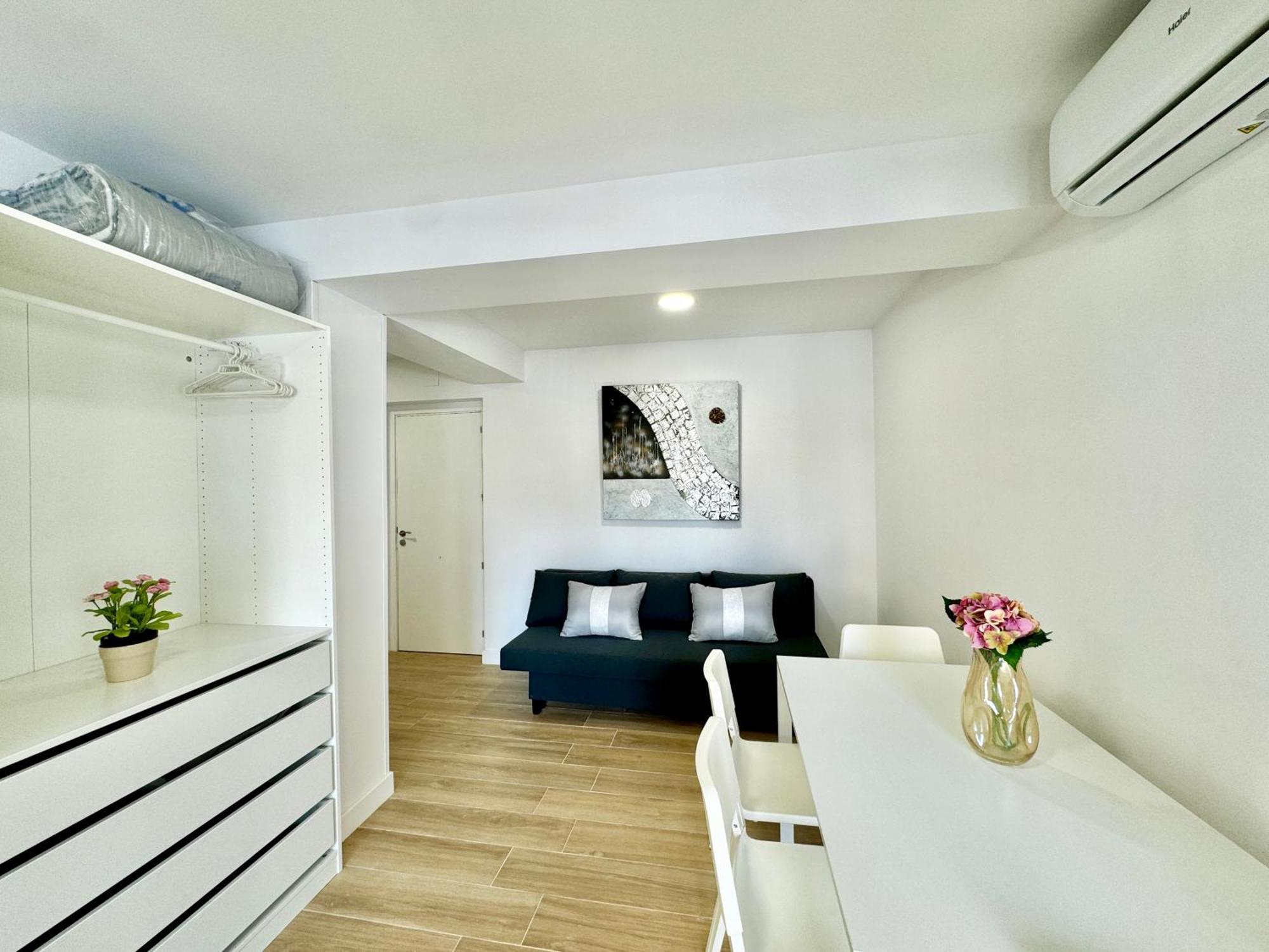 Amazing Seaside Studio By Eaw Homes Marbella Bagian luar foto